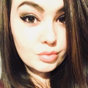 Meet your Posher, Allie